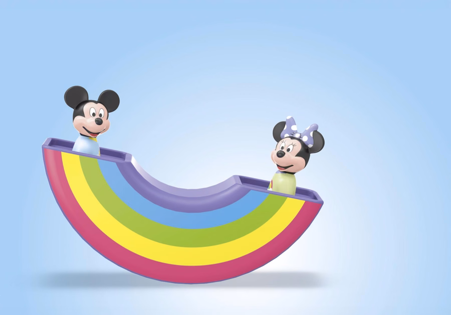 JUNIOR y Disney: El hogar en la nube de Mickey Mouse y Minnie Mouse